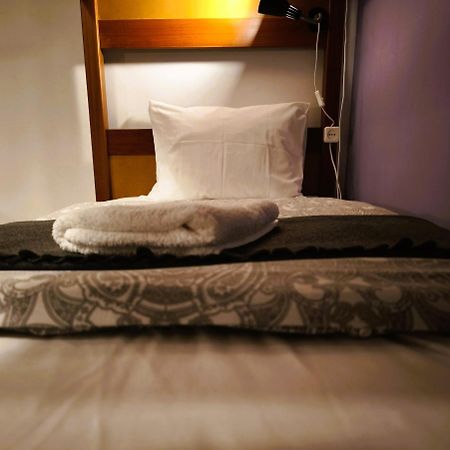 Ey Lisbon Guesthouse Екстер'єр фото