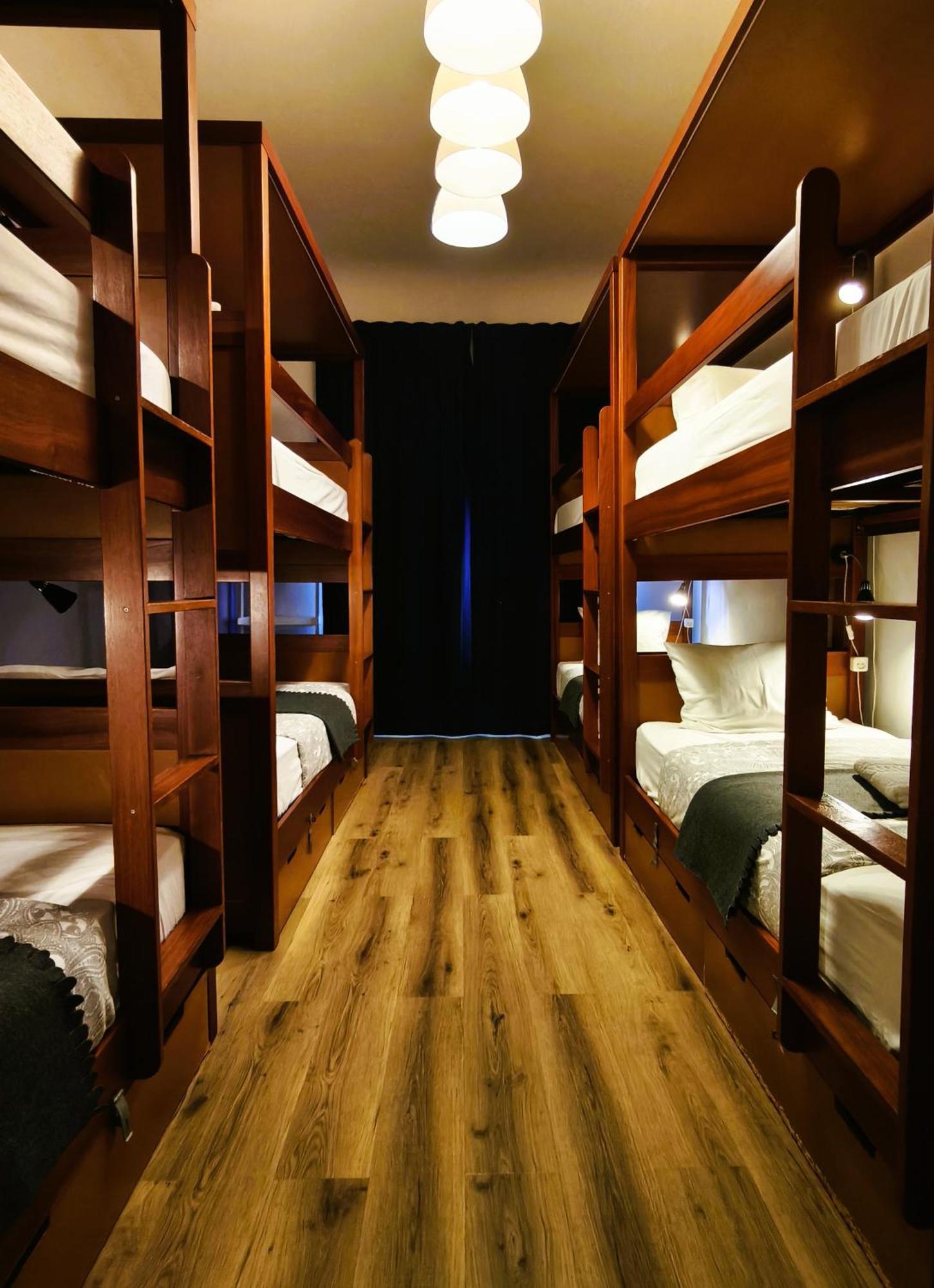 Ey Lisbon Guesthouse Екстер'єр фото