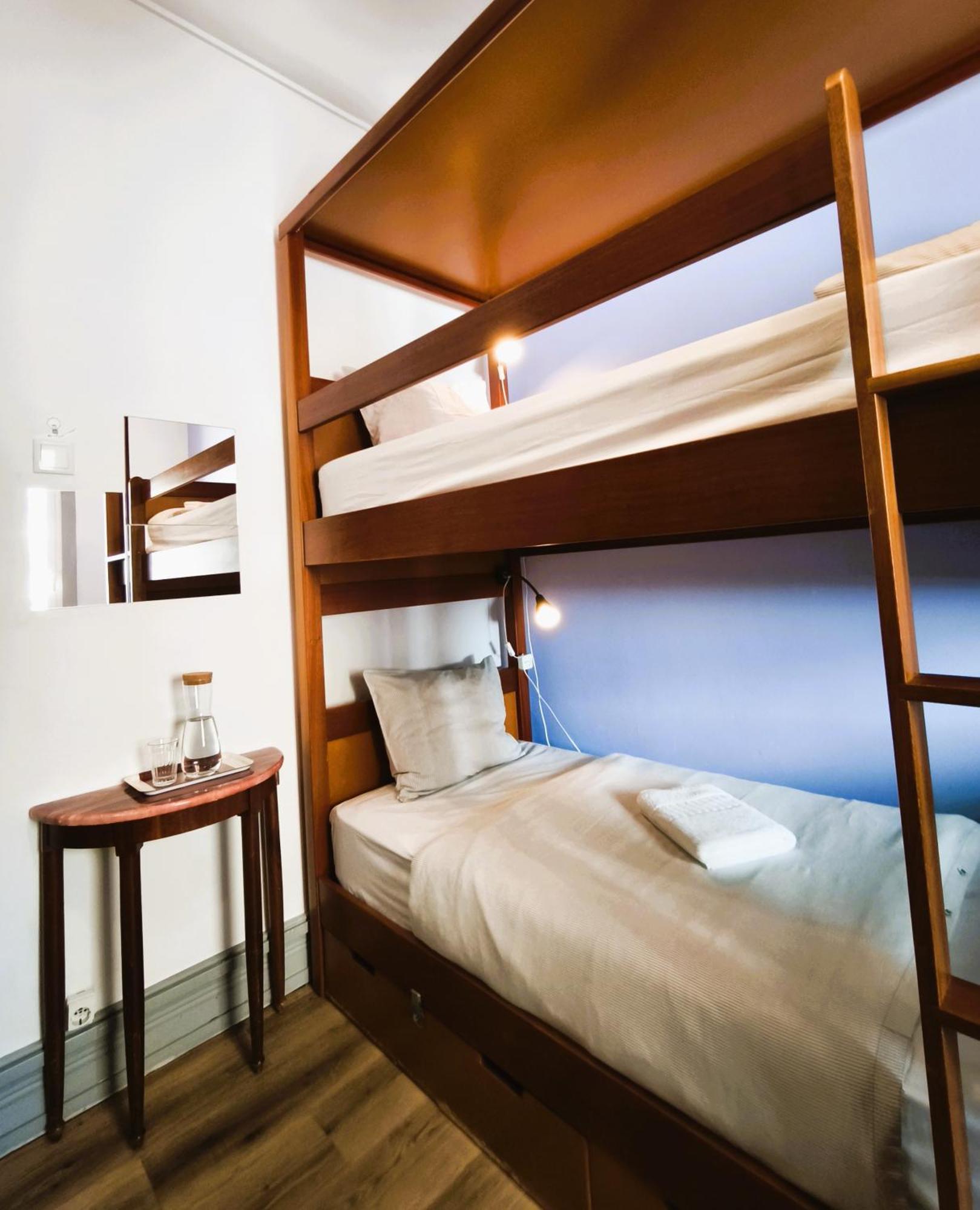 Ey Lisbon Guesthouse Екстер'єр фото